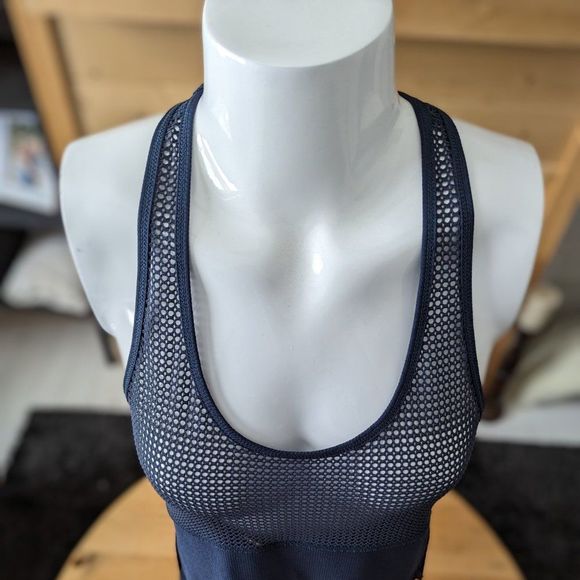 27. Lorna Jane Houston Excel Tank Top Canyon Blue Size medium - Picture 7 of 10